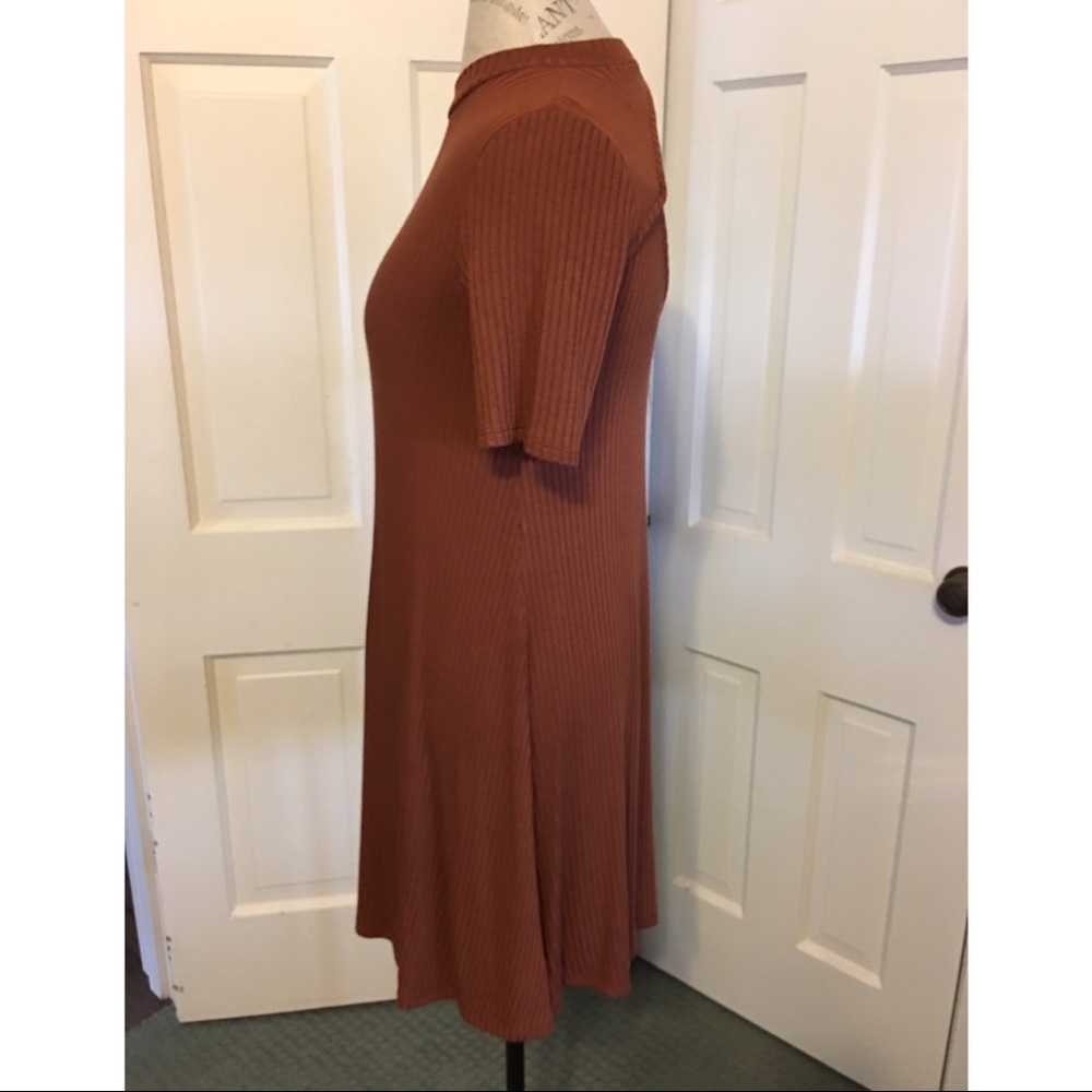 American Eagle Ribbed Swing Dress - Picture 2 of 5